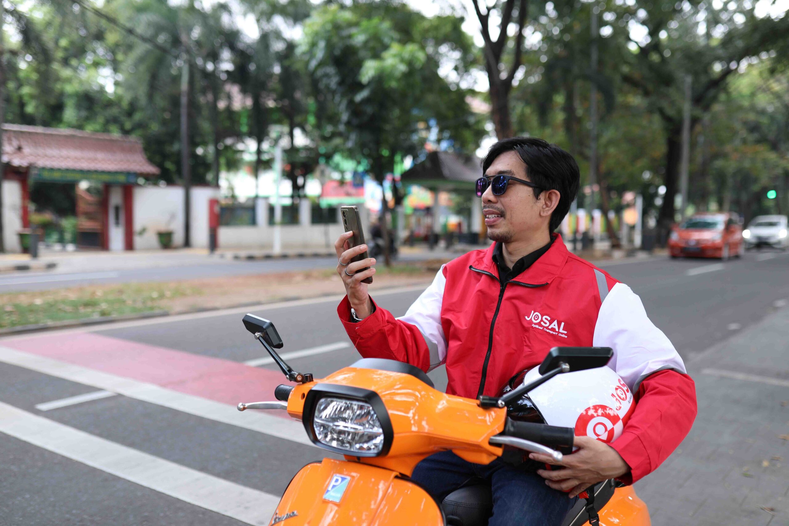 8 Alasan yang Melatarbelakangi Banyak Orang Ingin Menjalani Profesi Ojek Online